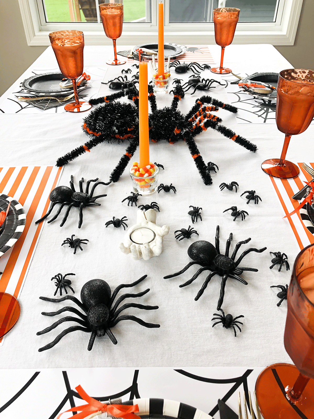 Spider Halloween Table