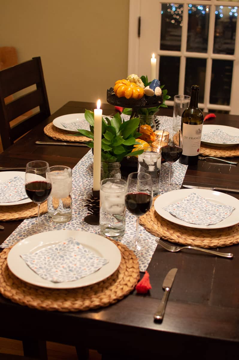 Use different styles and textures to create a simple Fall tablescape like this one from Elva M Design Studio