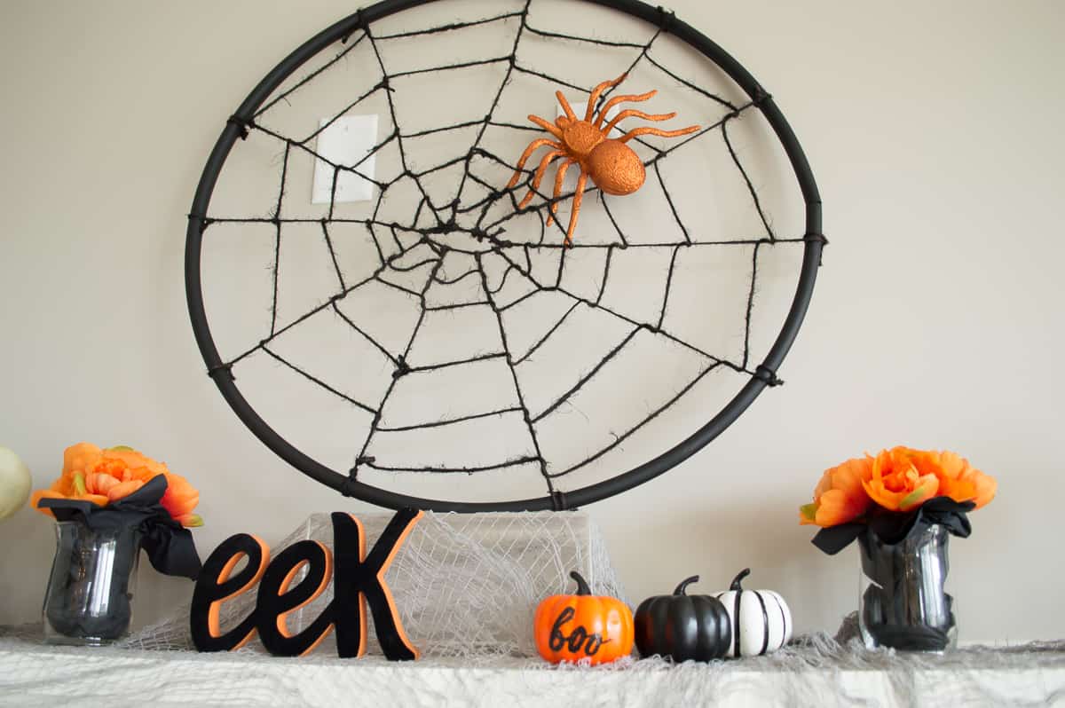 Halloween spider web DIY