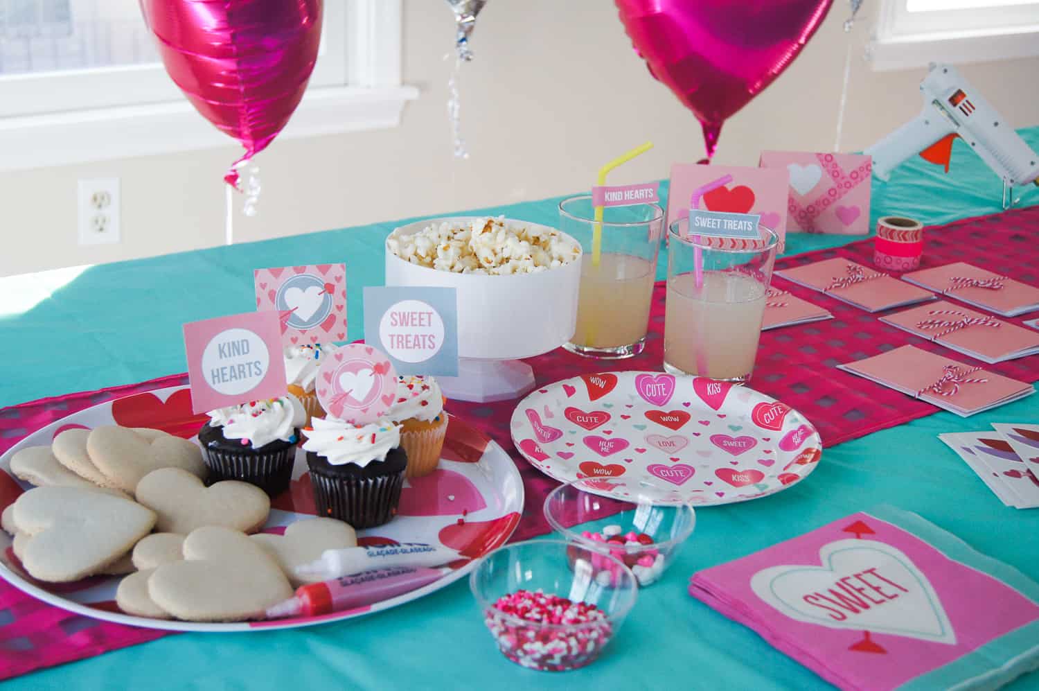 Valentine's Day play date with crafts and treats